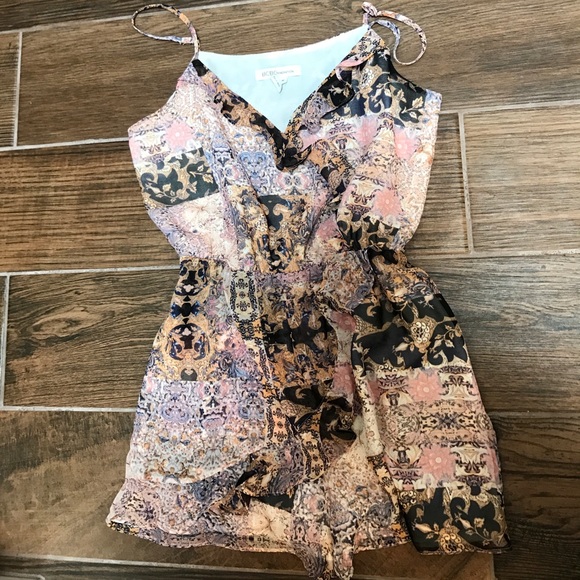 BCBGeneration Wrap Front Ruffle Romper - Picture 3 of 6